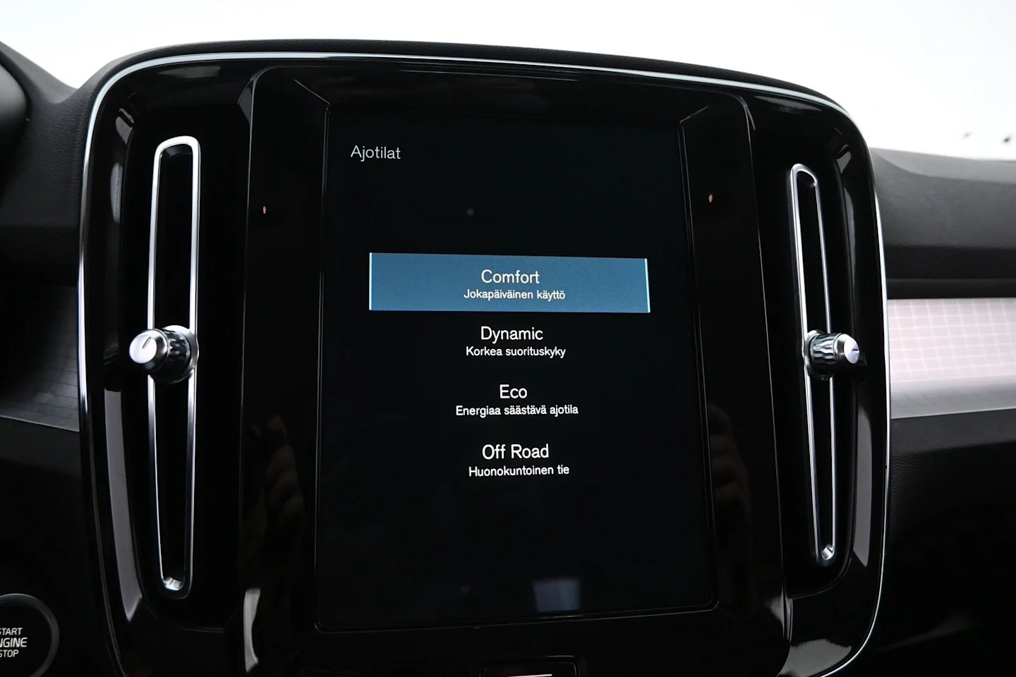 Car Image - 1QAk8GcuO3pWTl0LXqV3Wi