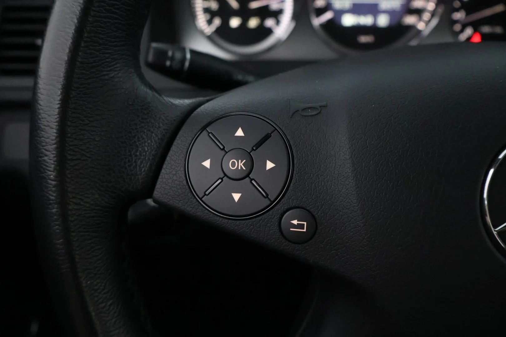 Car Image - 2rnTQnQ5uqwH0UiTaXmgAN