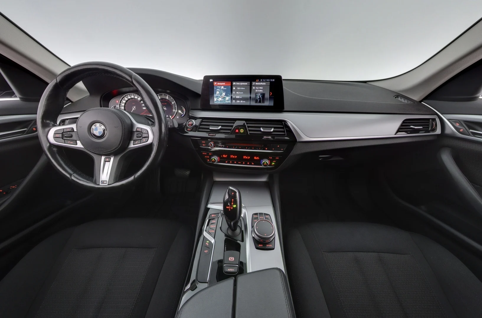 Car Image - 4Gt8UCVqkTxgurH8oqHhWS