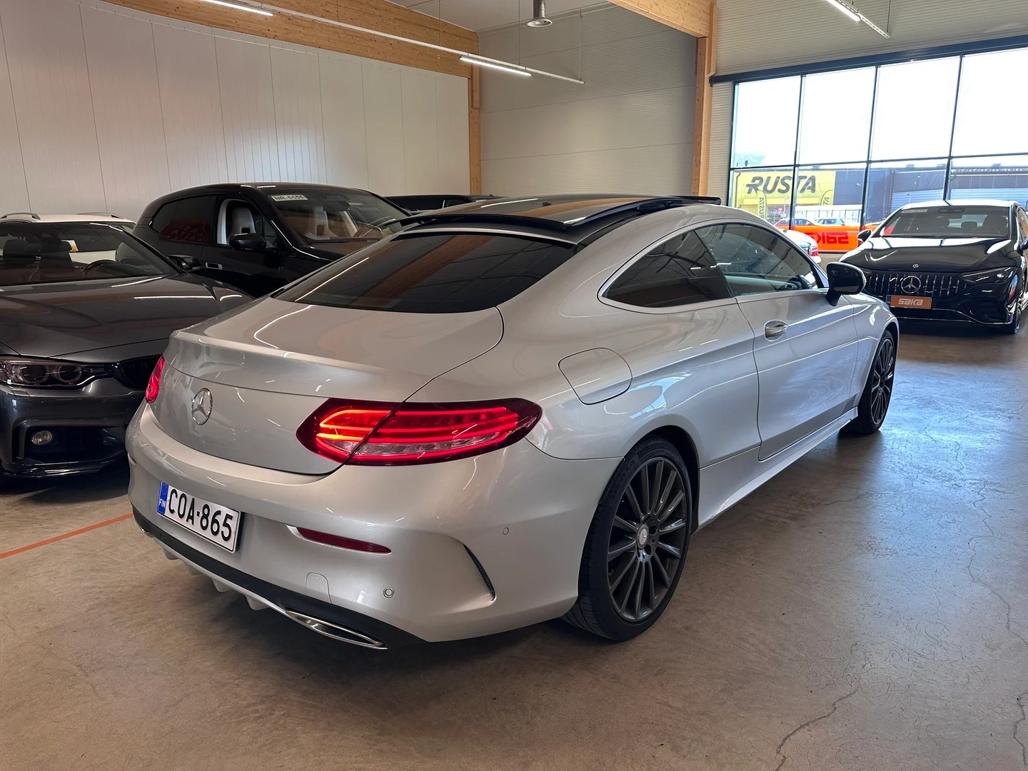 Car Image - 6bW105lf798PVy77YN6eqn