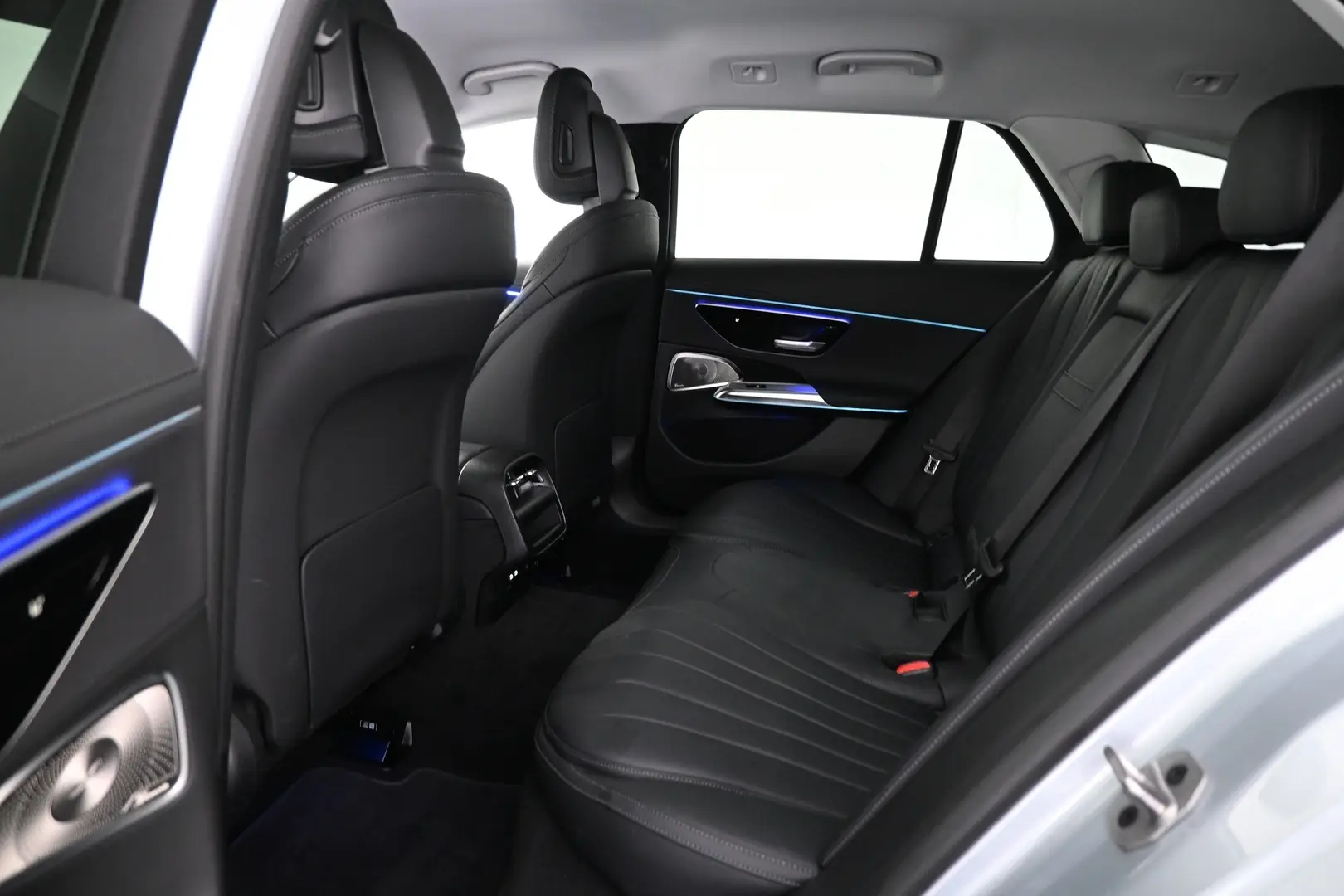 Car Image - ajg00JJ0vSXFdih6oeUEG