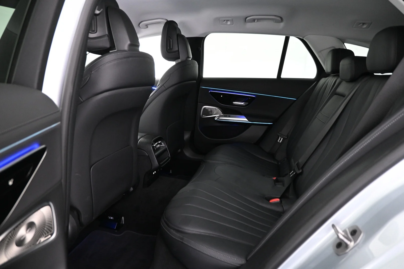 Car Image - ajg00JJ0vSXFdih6oeUEG