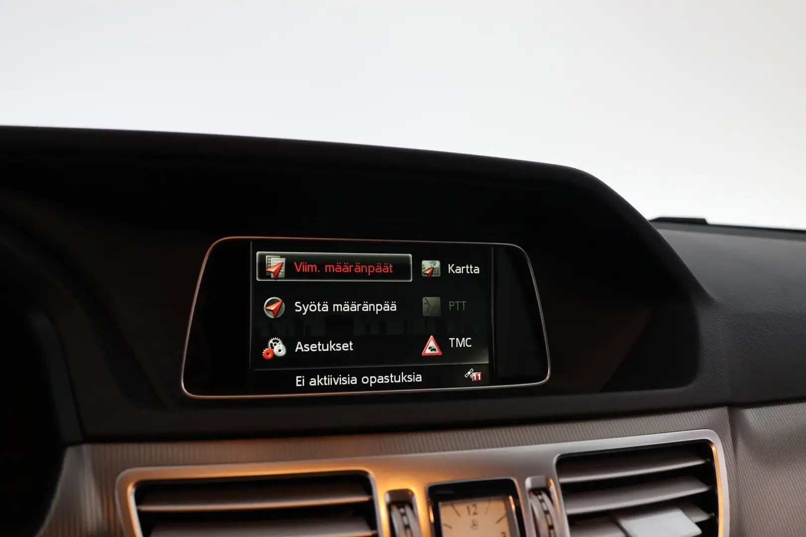 Car Image - 3b4tIwlkBwQRDHNE2WWawf