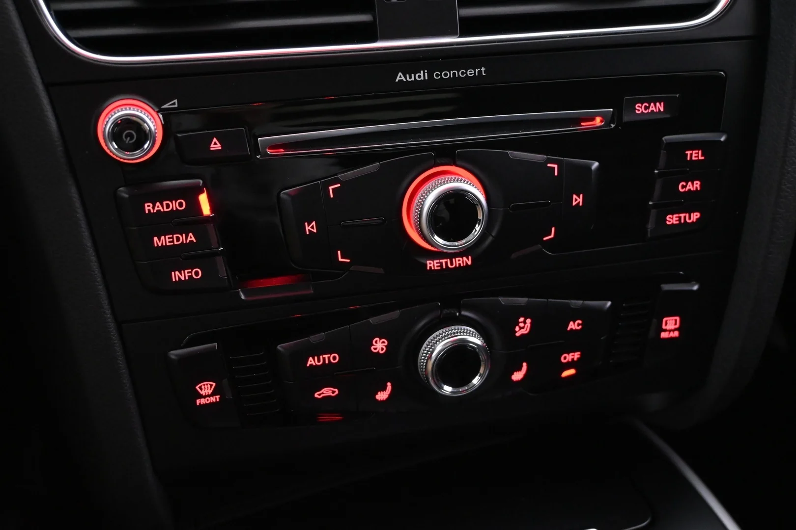 Car Image - 6NqHL4N51Ri5IJFAL33dp7