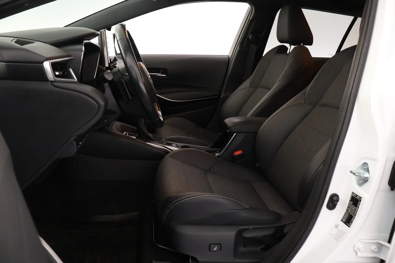 Car Image - 3uLOpmEyoBUhLhJDNiXc6M