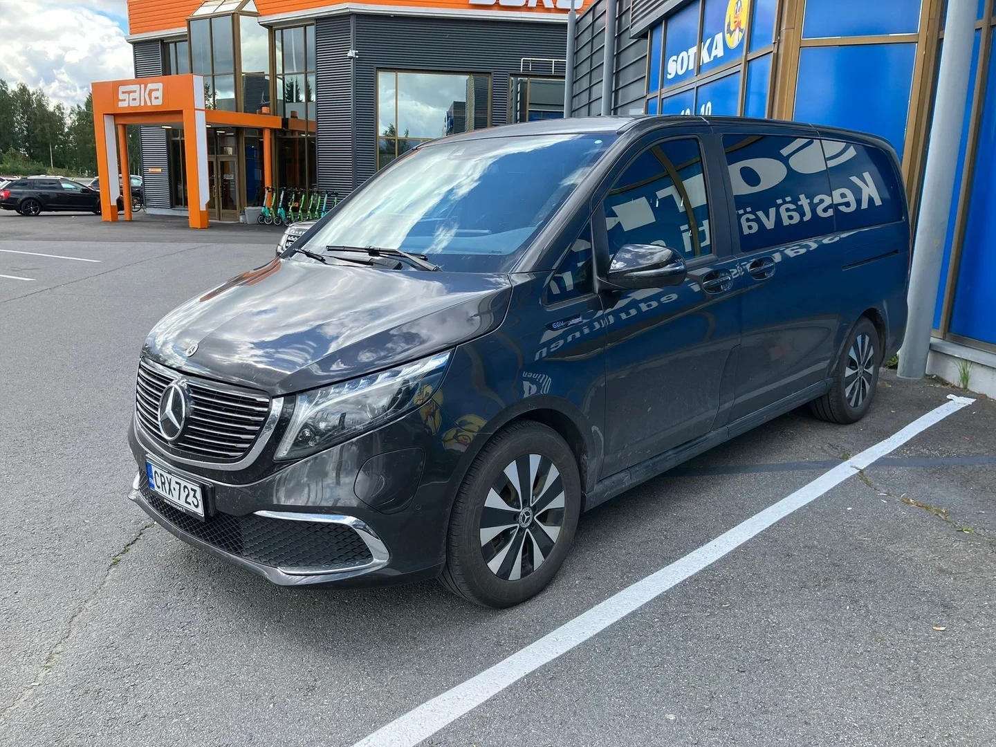 Car Image - box9PFl9QwOIt3ANFUsjv
