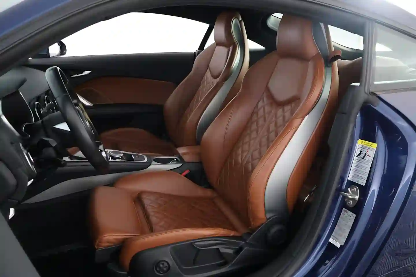 Car Image - 1jj5ft1JZMi6ZrBJvNFYRz