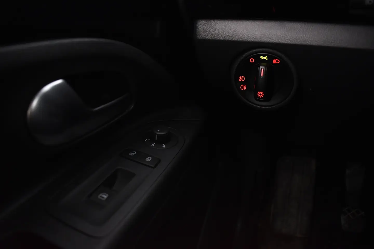 Car Image - 4GDMc3bF7hEyRjmBiyvxBf