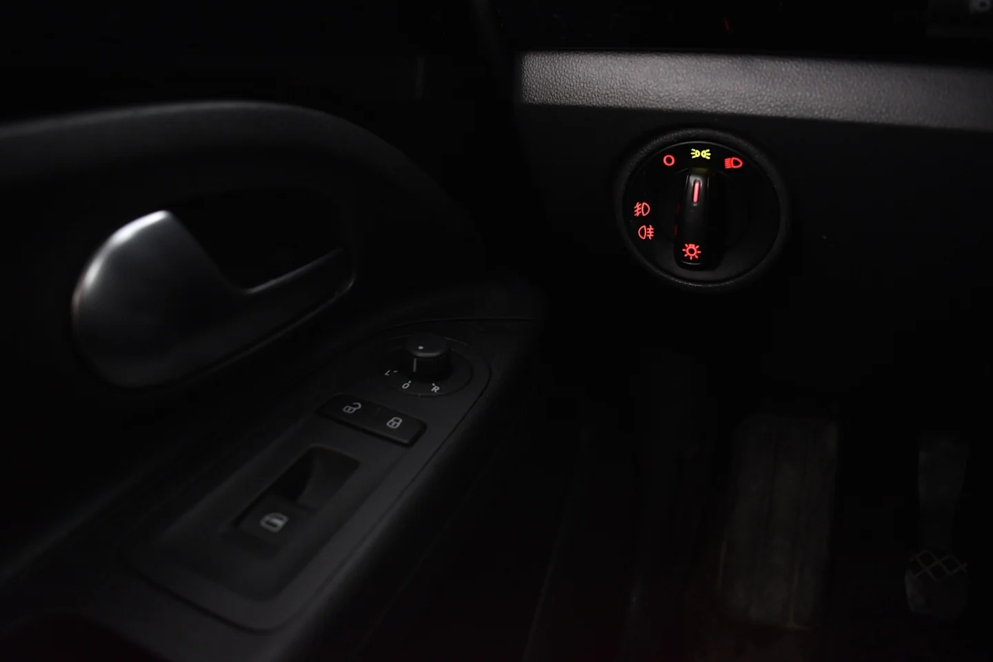 Car Image - 4GDMc3bF7hEyRjmBiyvxBf
