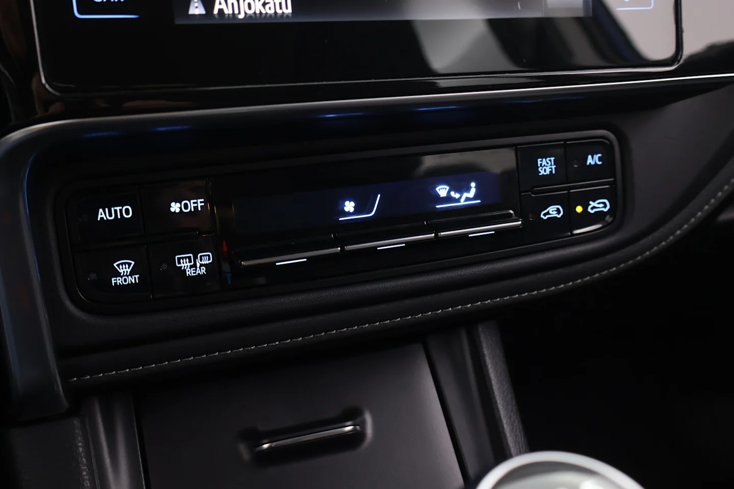 Car Image - 3dyTivQyV4aZX7KtR18IL5