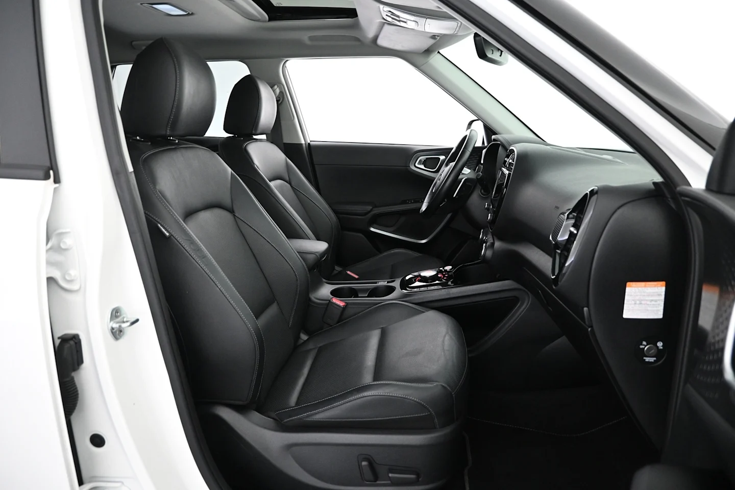 Car Image - 3BnMGAGScN5WFk4l8gI5ON