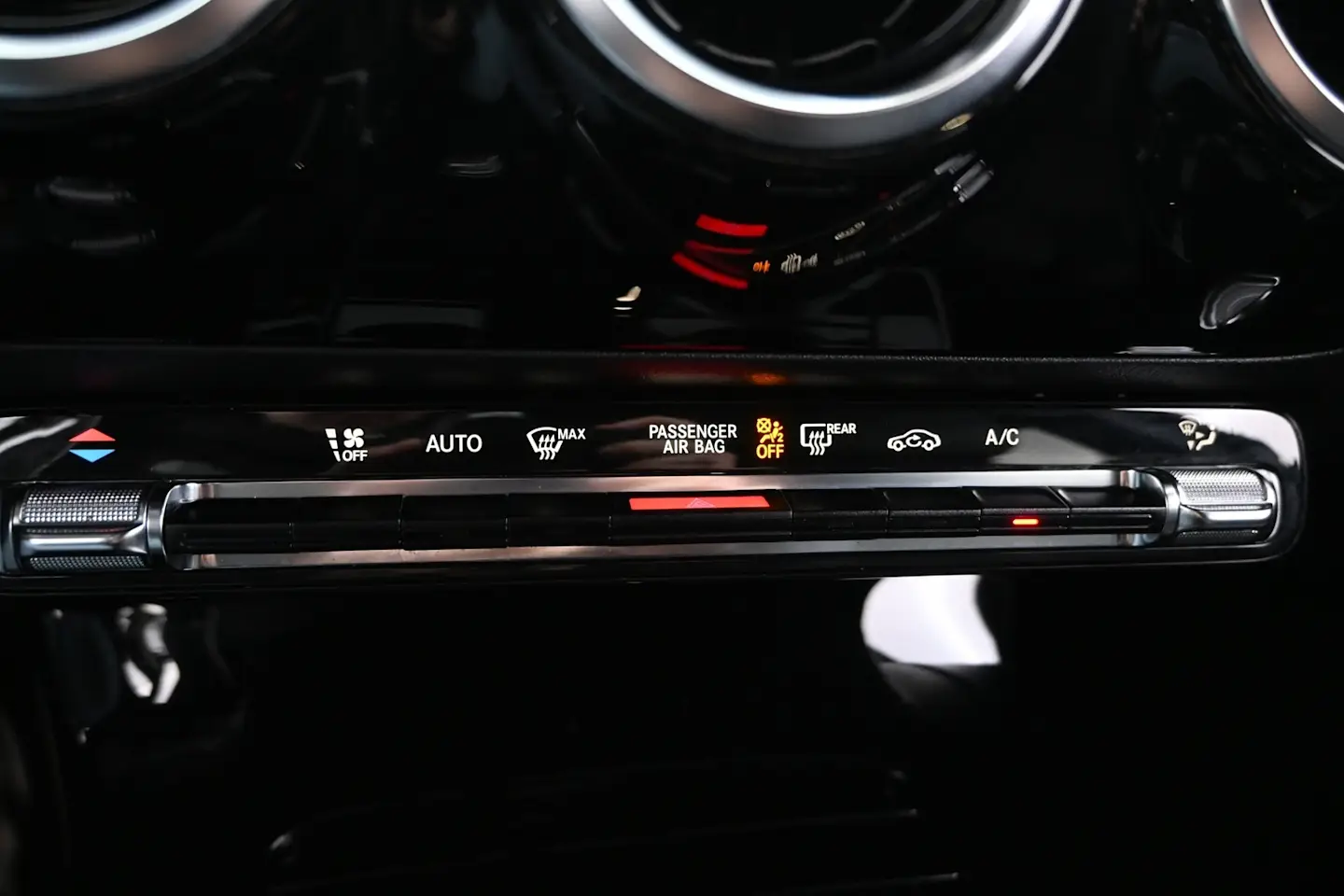 Car Image - fBA4JG6lv0Hr5XOX5T8EC