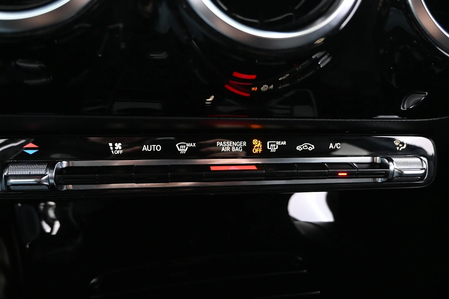 Car Image - fBA4JG6lv0Hr5XOX5T8EC