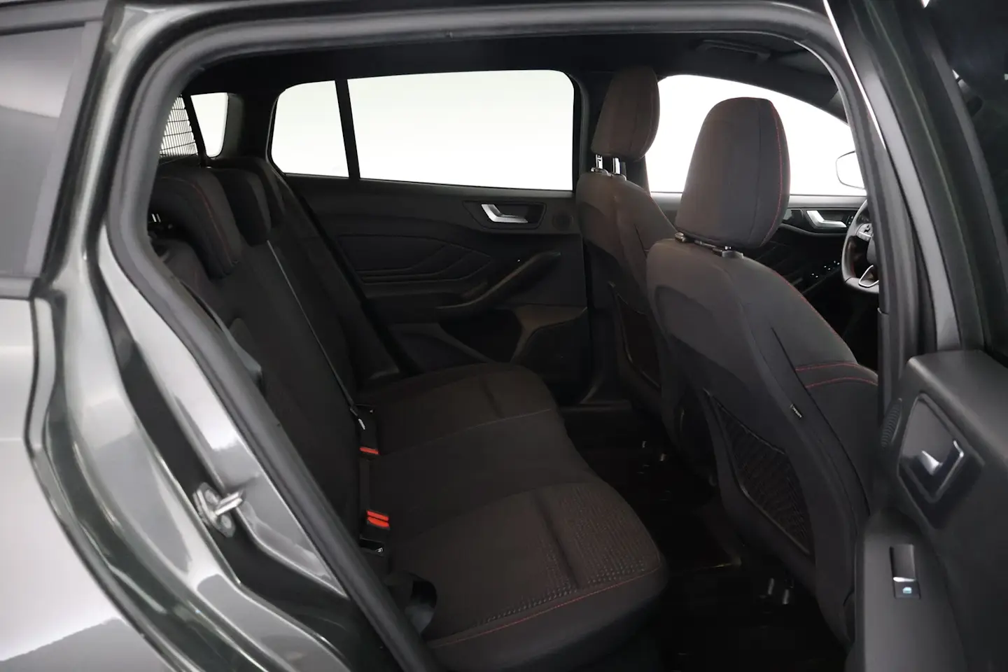 Car Image - 95UvpQgFY54XBcELCgm8D