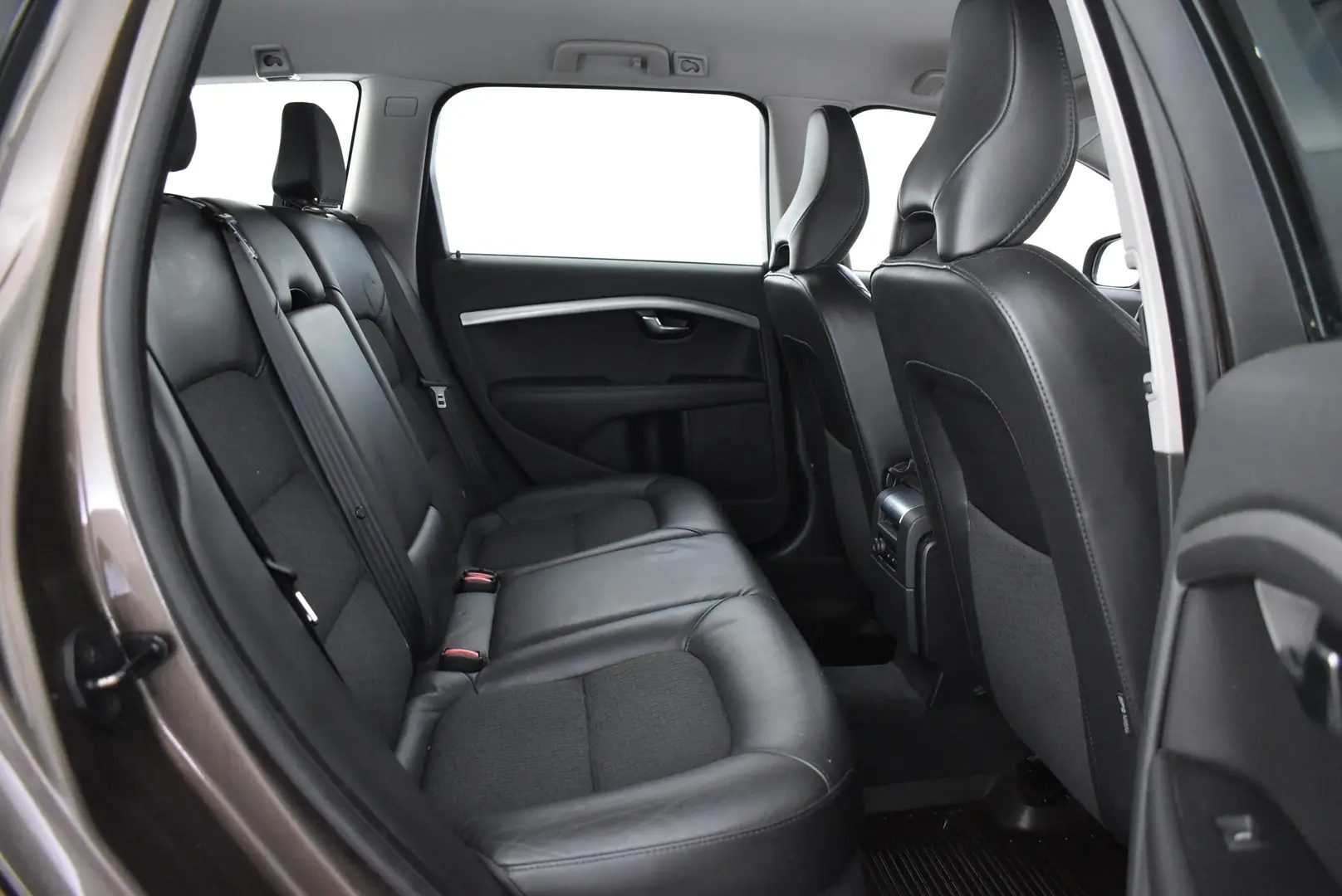Car Image - 7DeHVjbRZ5nilD6P6XWyWE