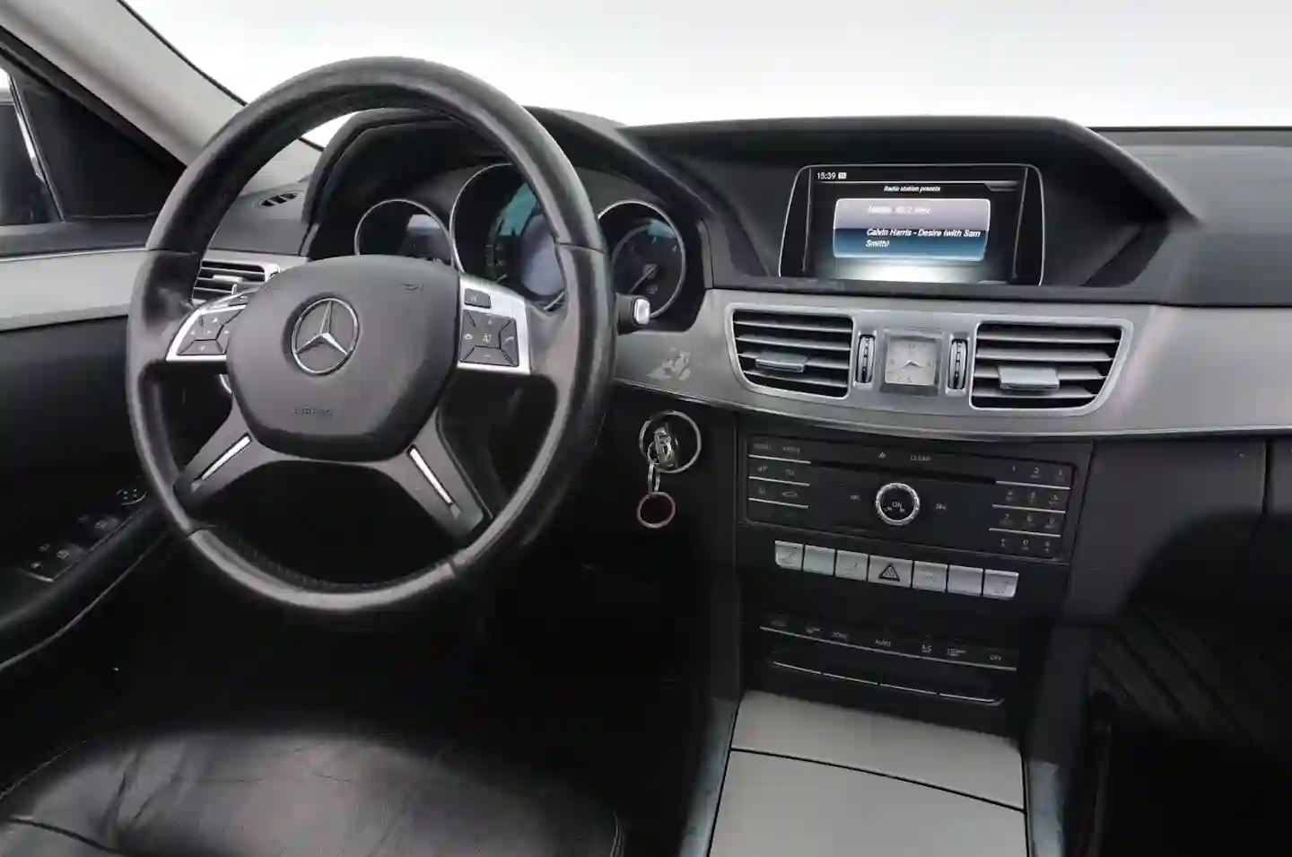 Car Image - 3jxwVsvInDtlfmtP40FfhX