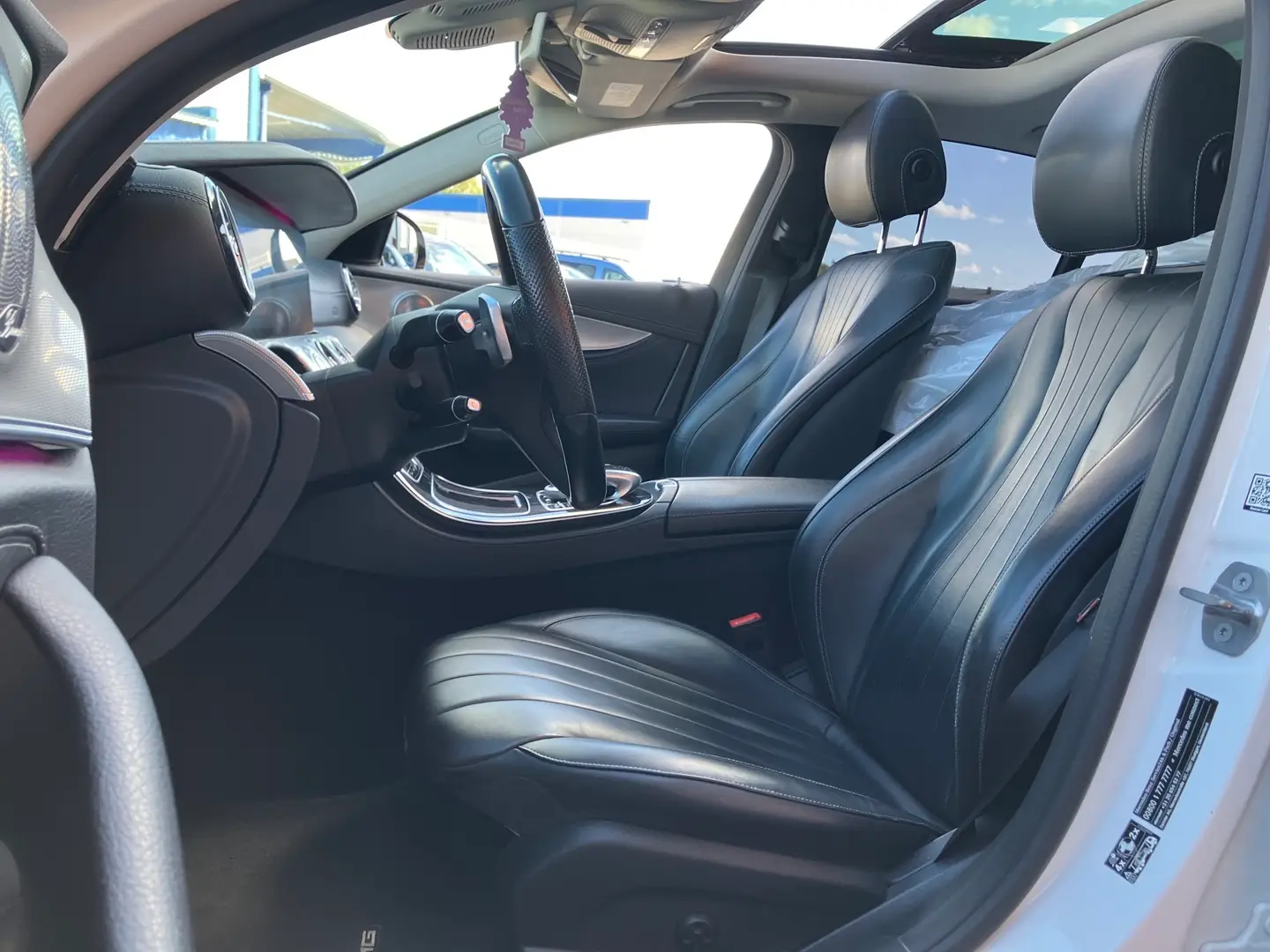 Car Image - 4N6BhU8ahzxI09MTIzBx4S