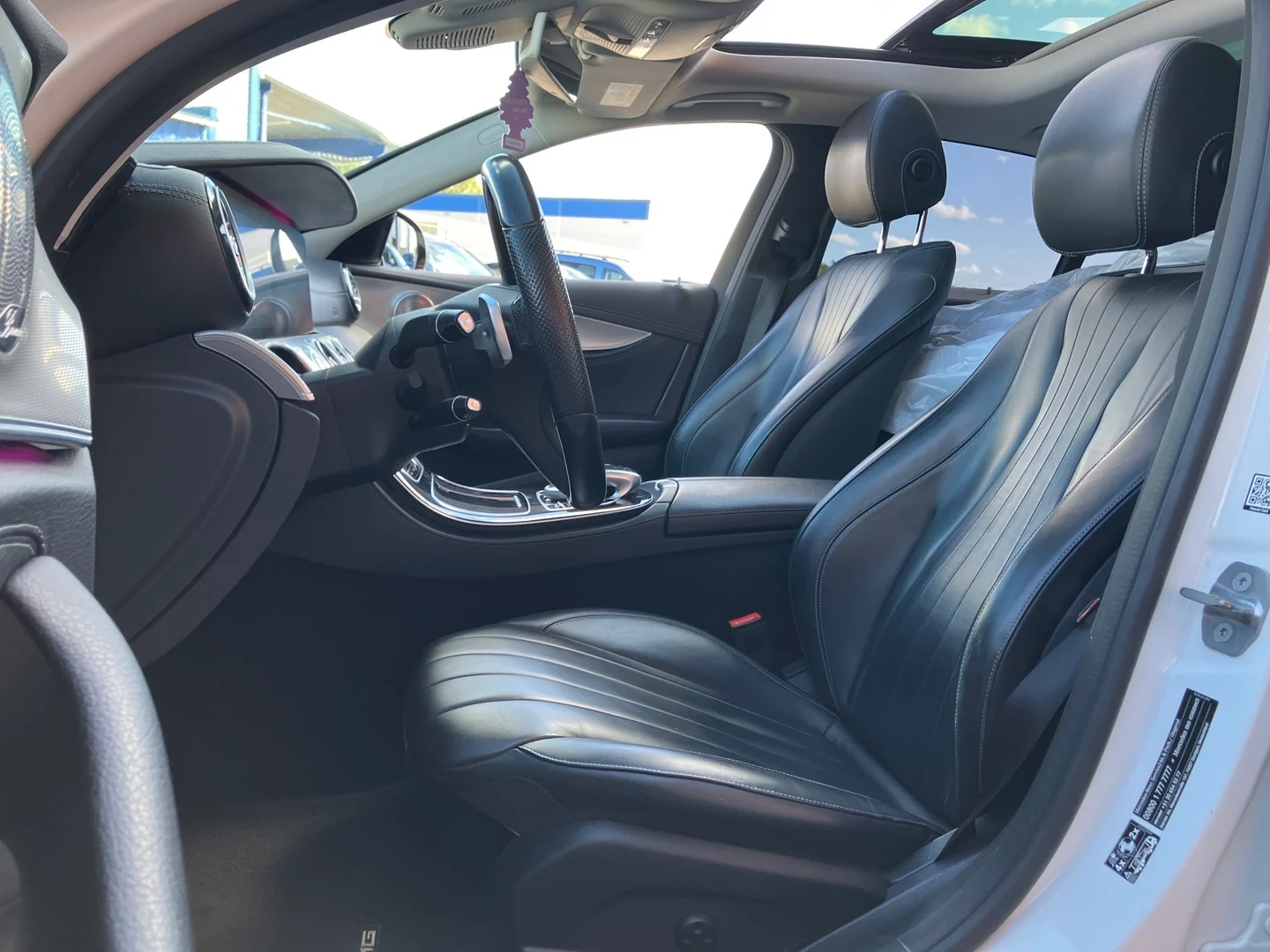 Car Image - 4N6BhU8ahzxI09MTIzBx4S