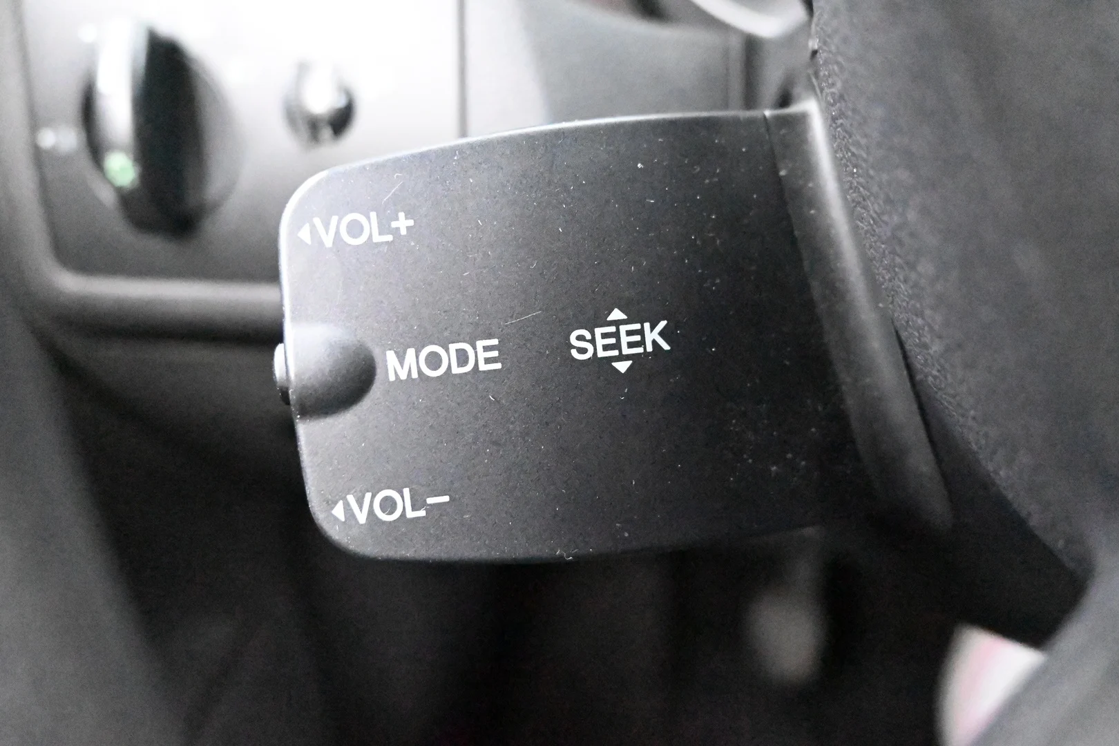 Car Image - 4c05UbMExPlSL332rROsWl