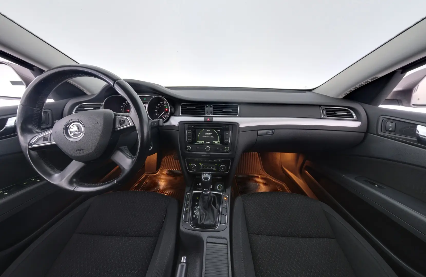 Car Image - 1WoLAcSRGTd6VGUvJvs6Ab