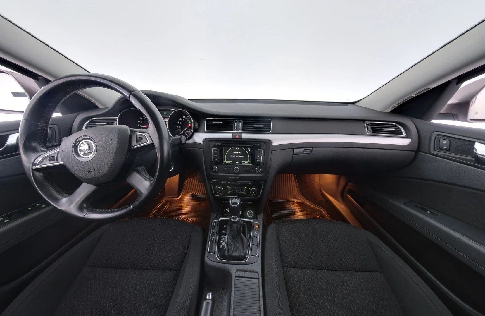Car Image - 1WoLAcSRGTd6VGUvJvs6Ab