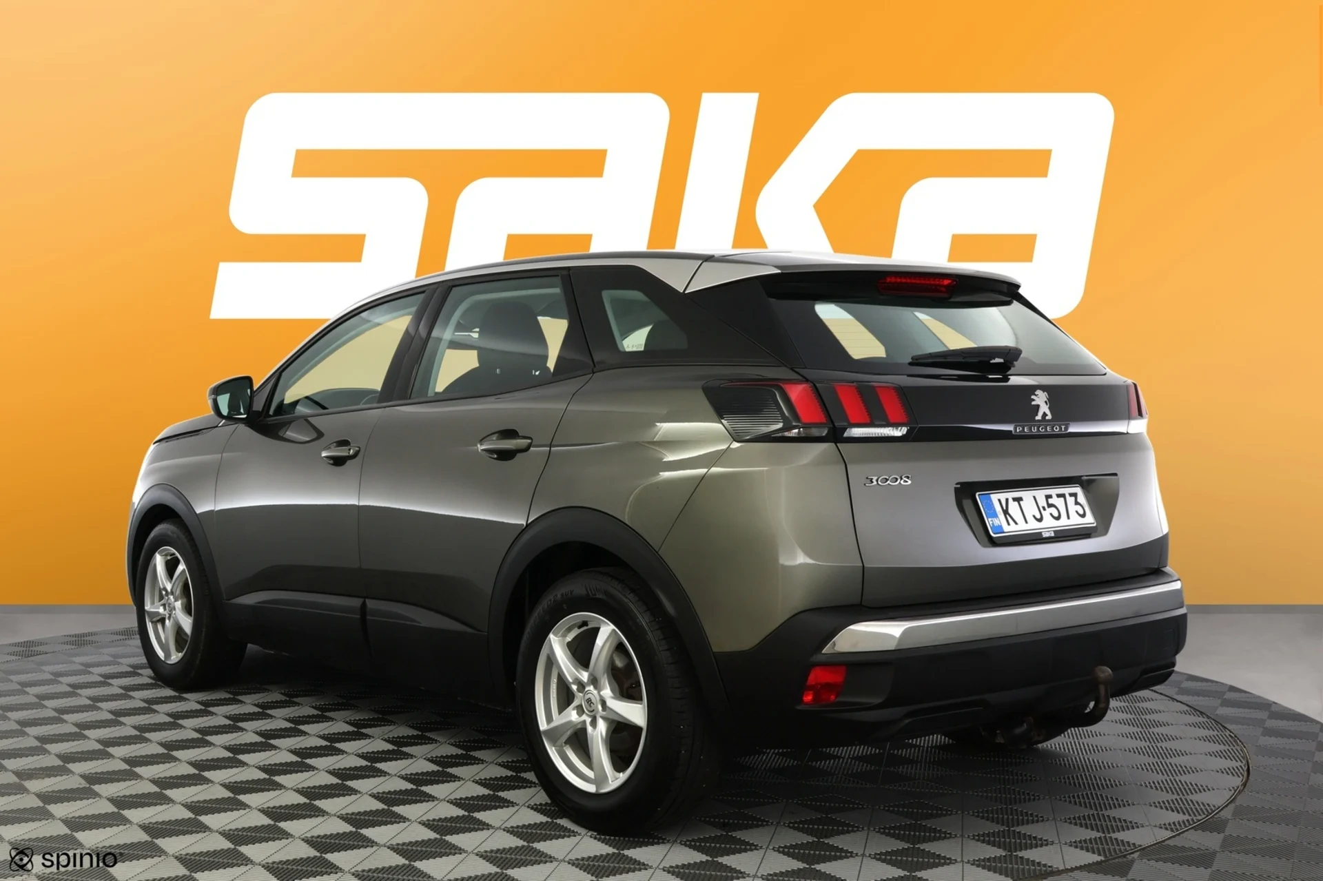 Car Image - 10R9JAeK5ljbLPHDAaTBMU
