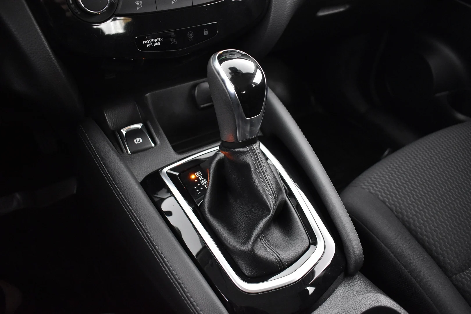 Car Image - 3eLwehEZ5DqPDSTQvRY3En