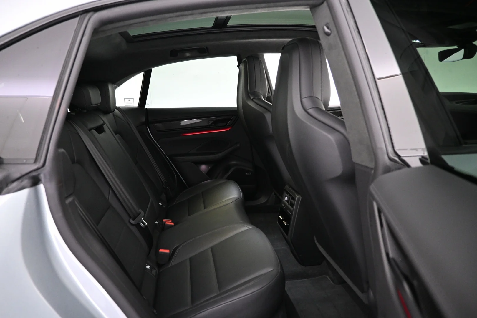 Car Image - 4GYuse4hKnHsVHkqbBkPPM