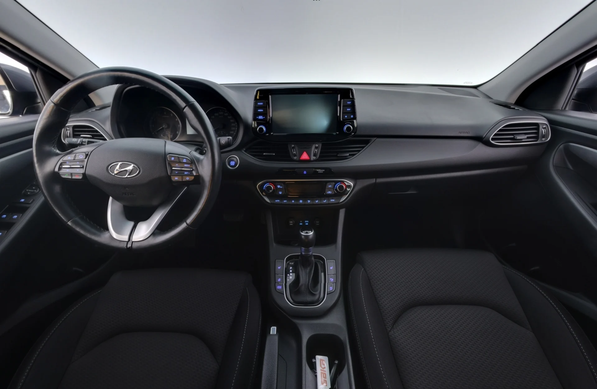 Car Image - 6jkMXlNImP2Coic3FLGiiu