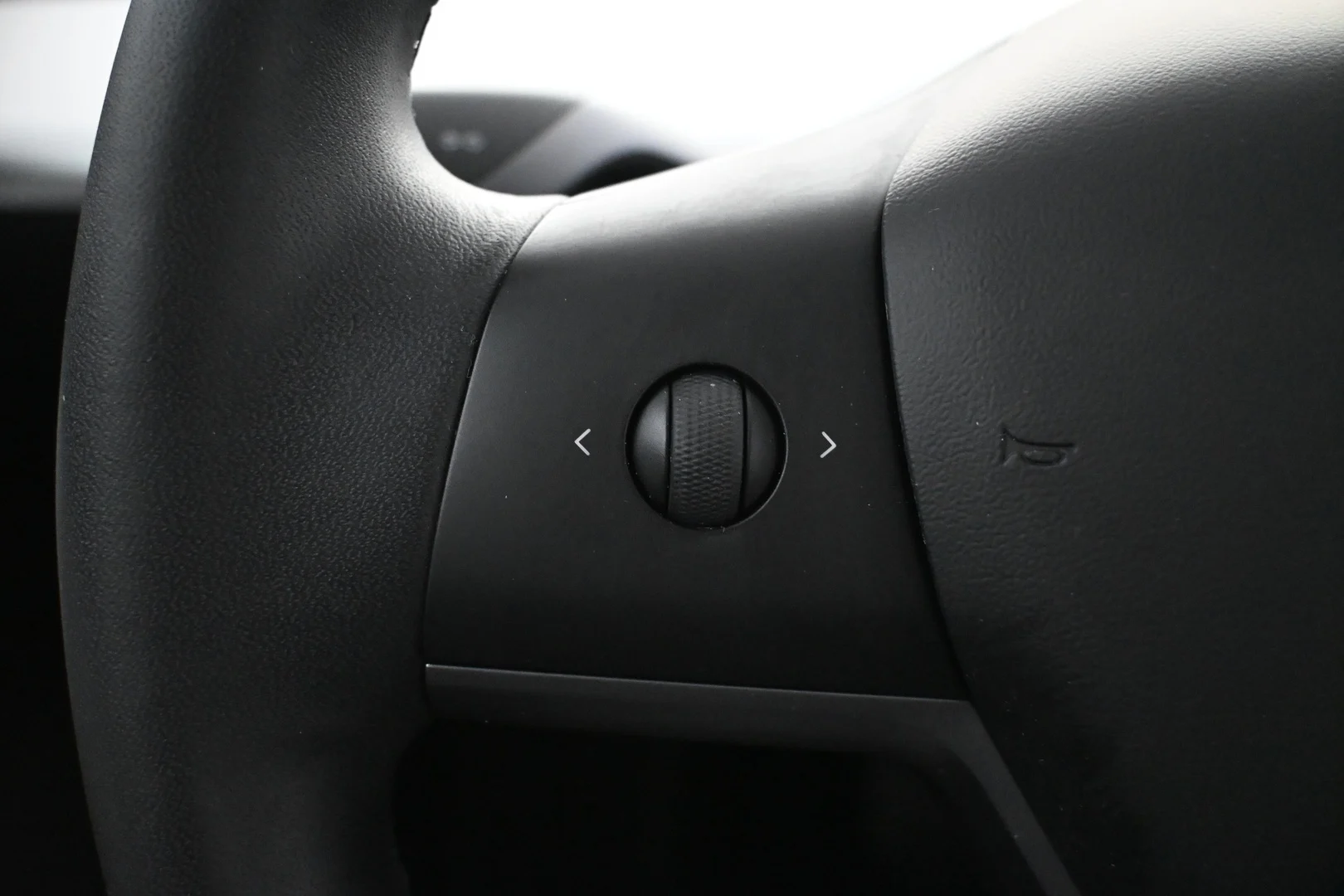 Car Image - 3dqlD7qlL9LTyiWHl73iZu