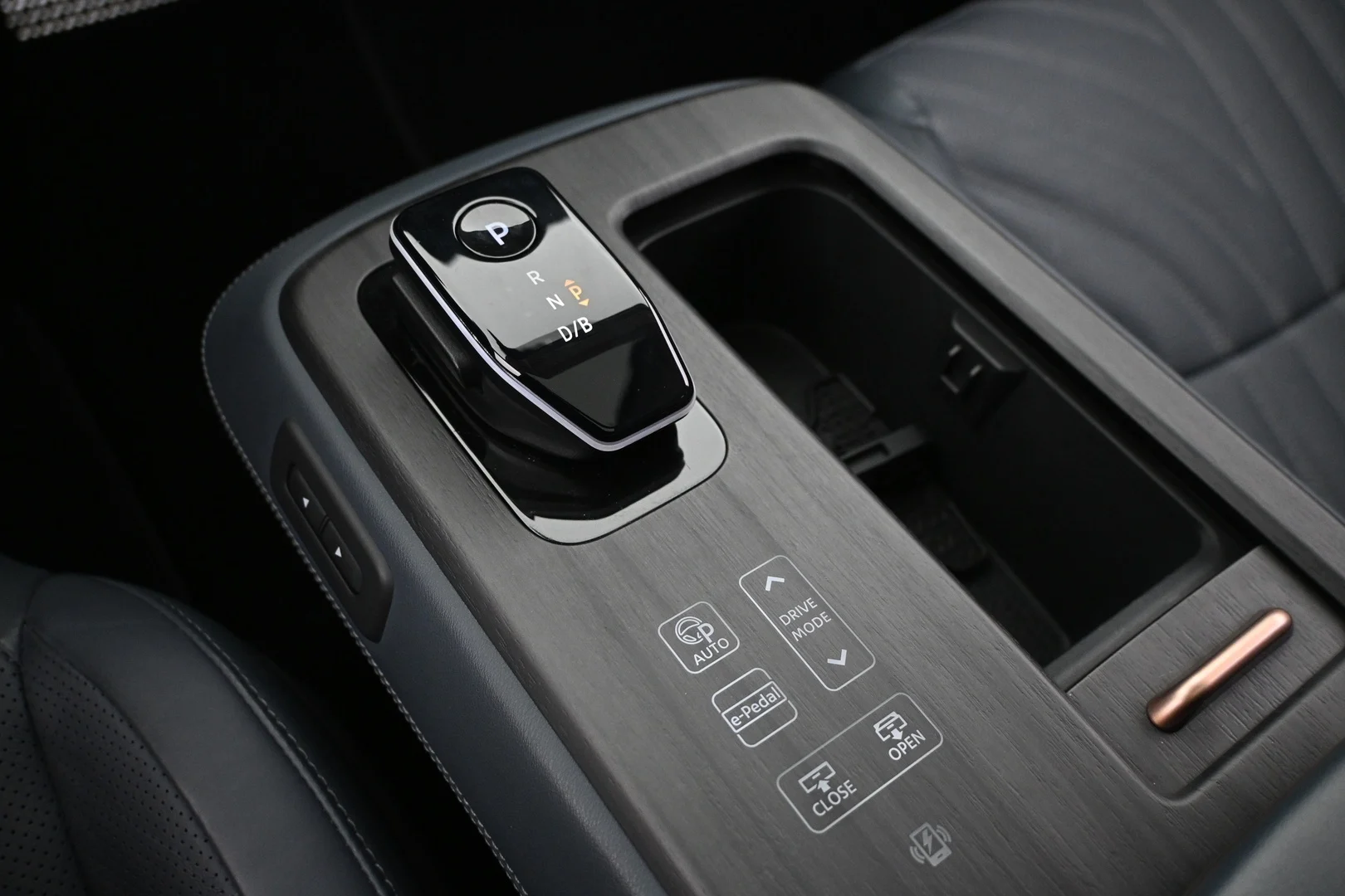 Car Image - DSB2fdyT2BrxXEZvxQY7N
