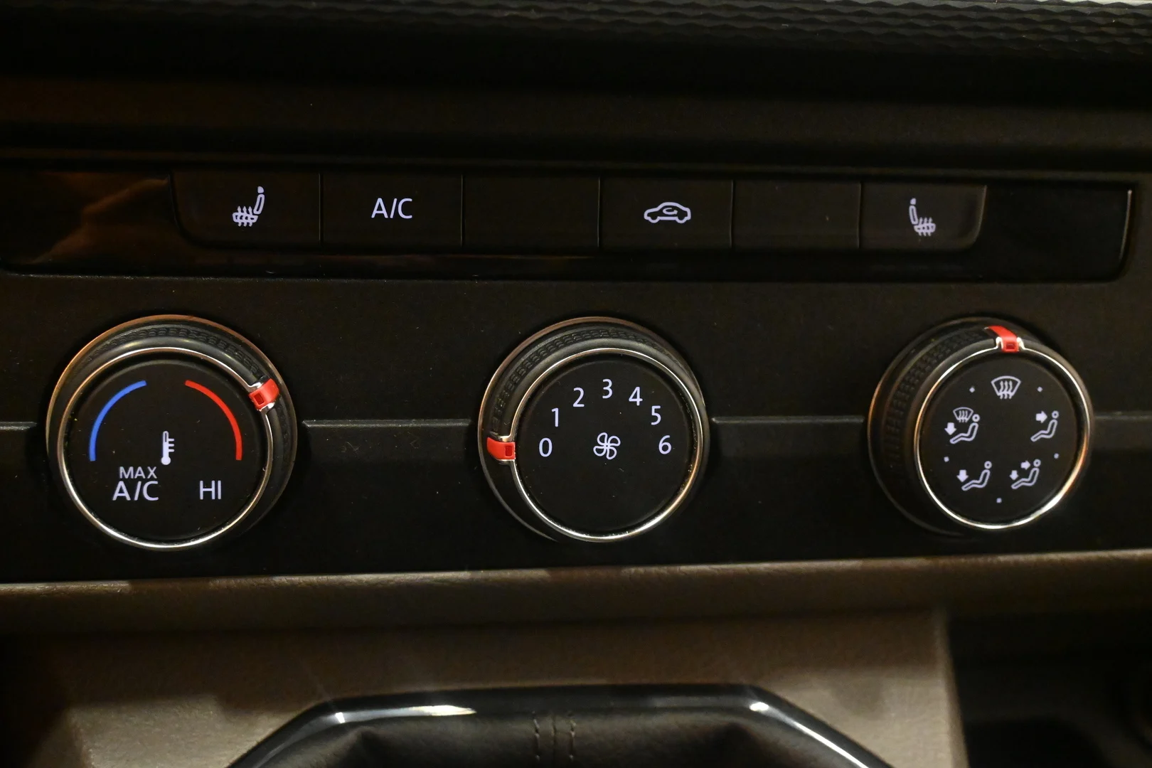 Car Image - 6YiYAASDTSbklSJg6W73AH