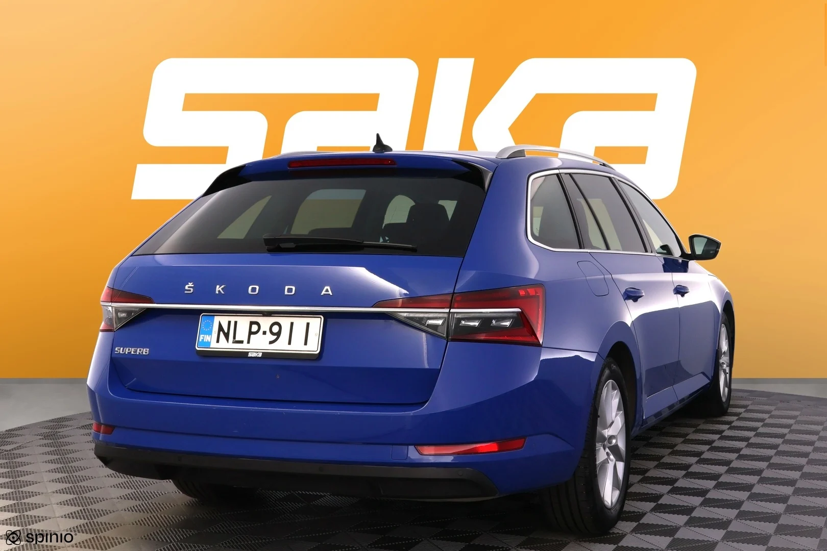 Car Image - 5jxPgzfrXf9zCUWUj6dKwH