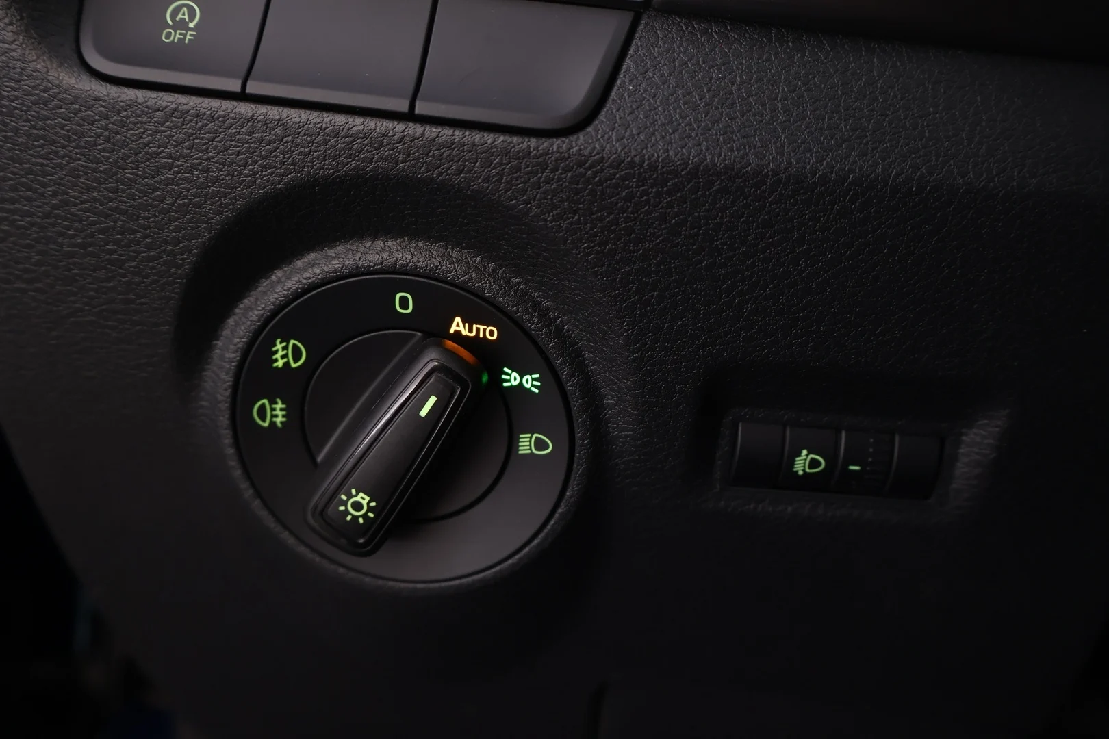 Car Image - 72VVdIoJSPVRFYelqhtr96