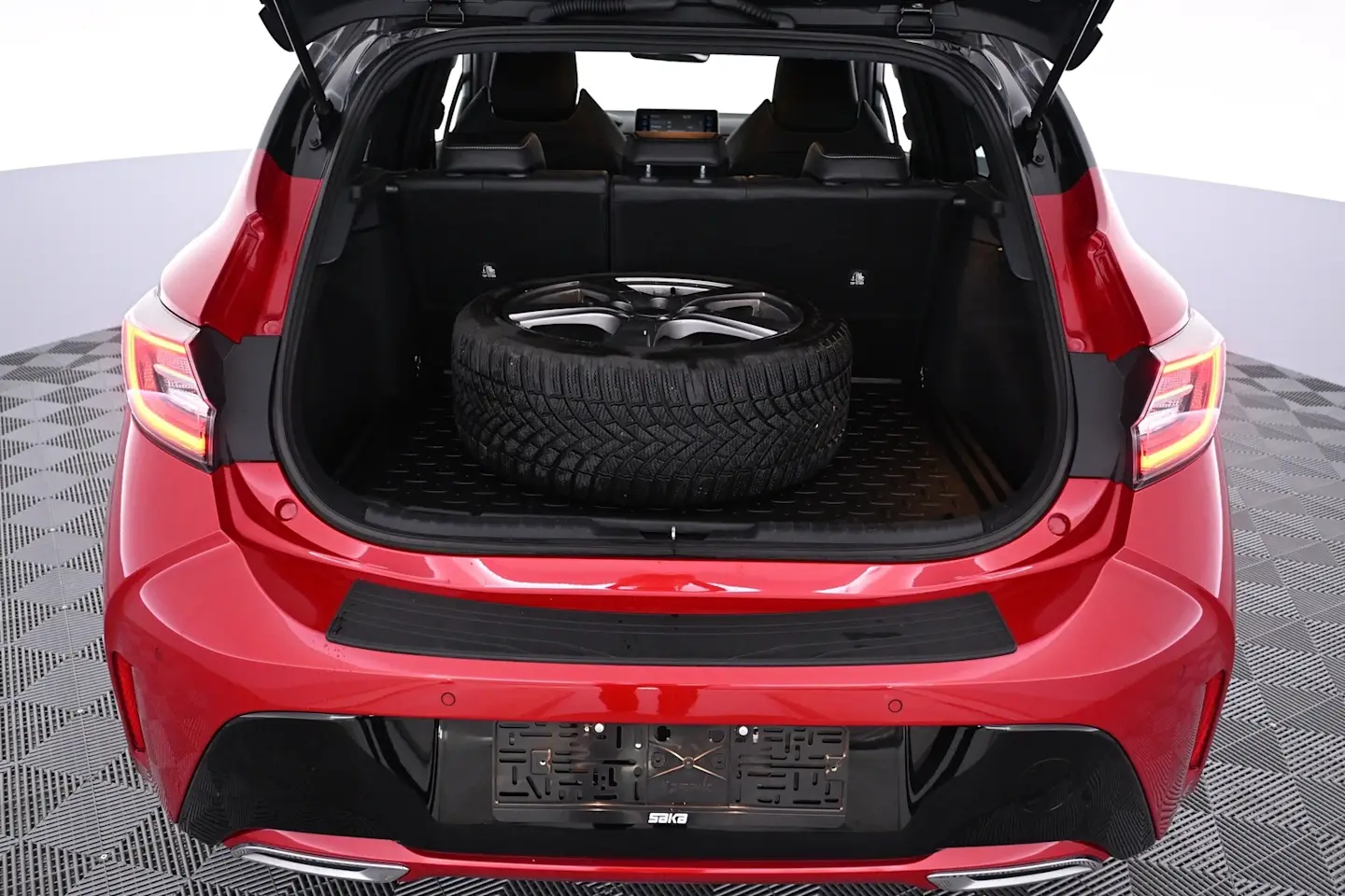 Car Image - NLnbG31Z27GXrFrjY53cj