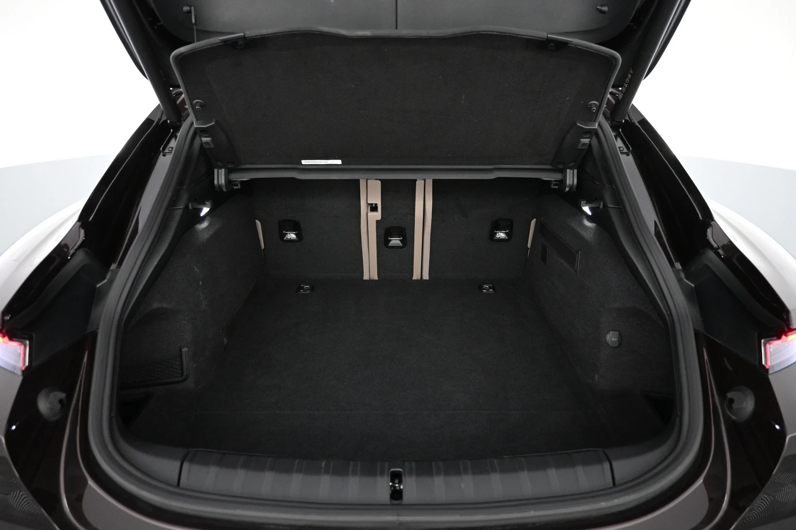 Car Image - 18ekL8S22QlfytJNmt1mlN