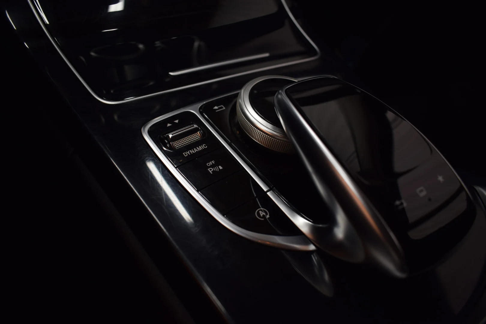 Car Image - 2opp4QZbEjNuo3QmxUmnkd