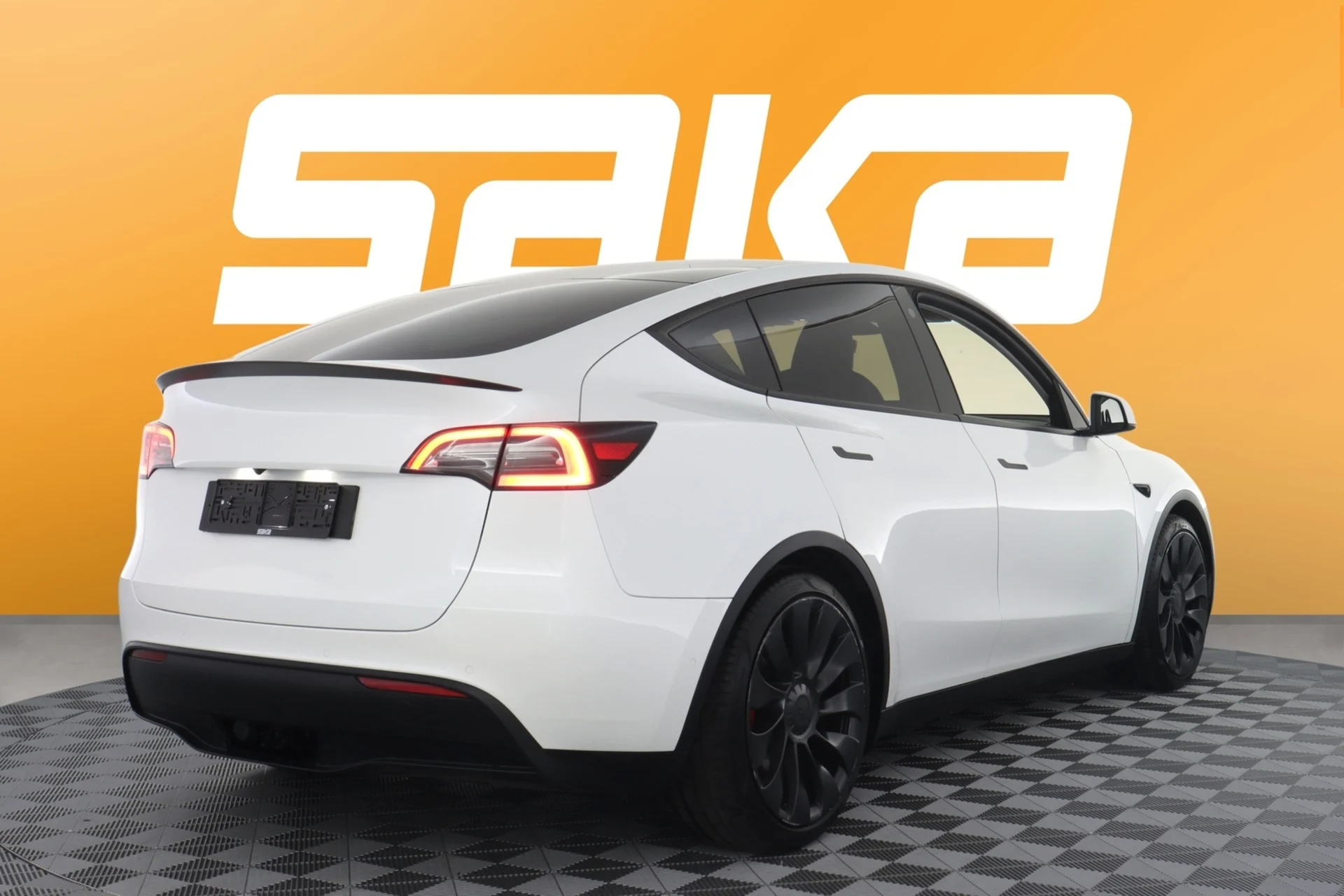 Car Image - 2XBR3x3J1TboeyTzn6GsaS