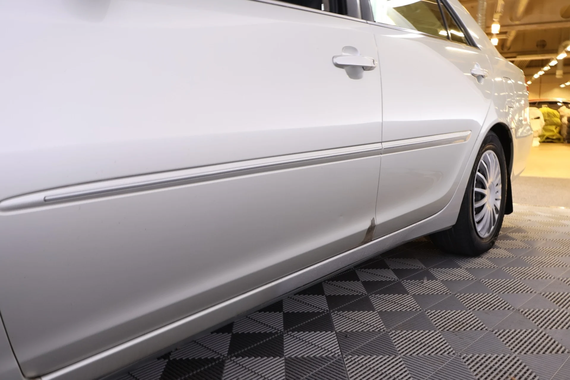 Car Image - 3rfJ7HW2PKmB9lzoXJnuSM