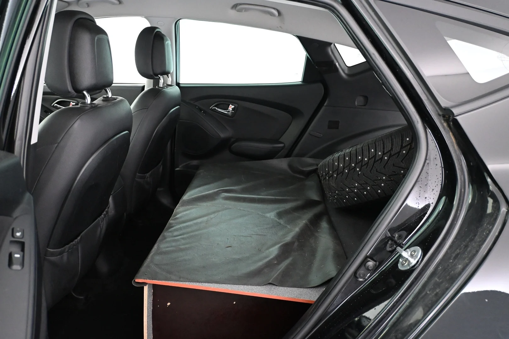 Car Image - 7bQic6eEmfvMVZwBTlDEHn