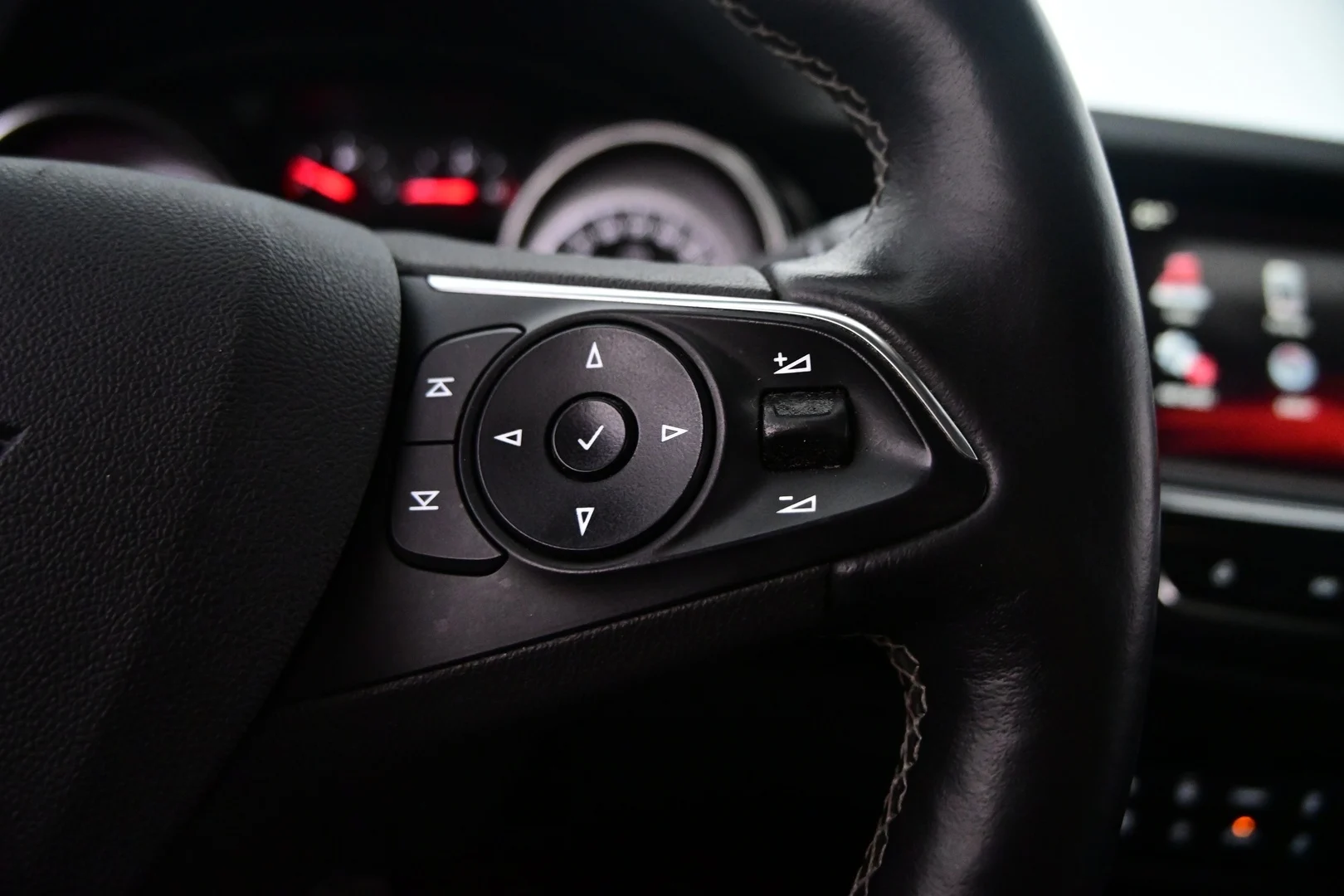Car Image - 6KDBIHcuXmODb48RFsHlpU