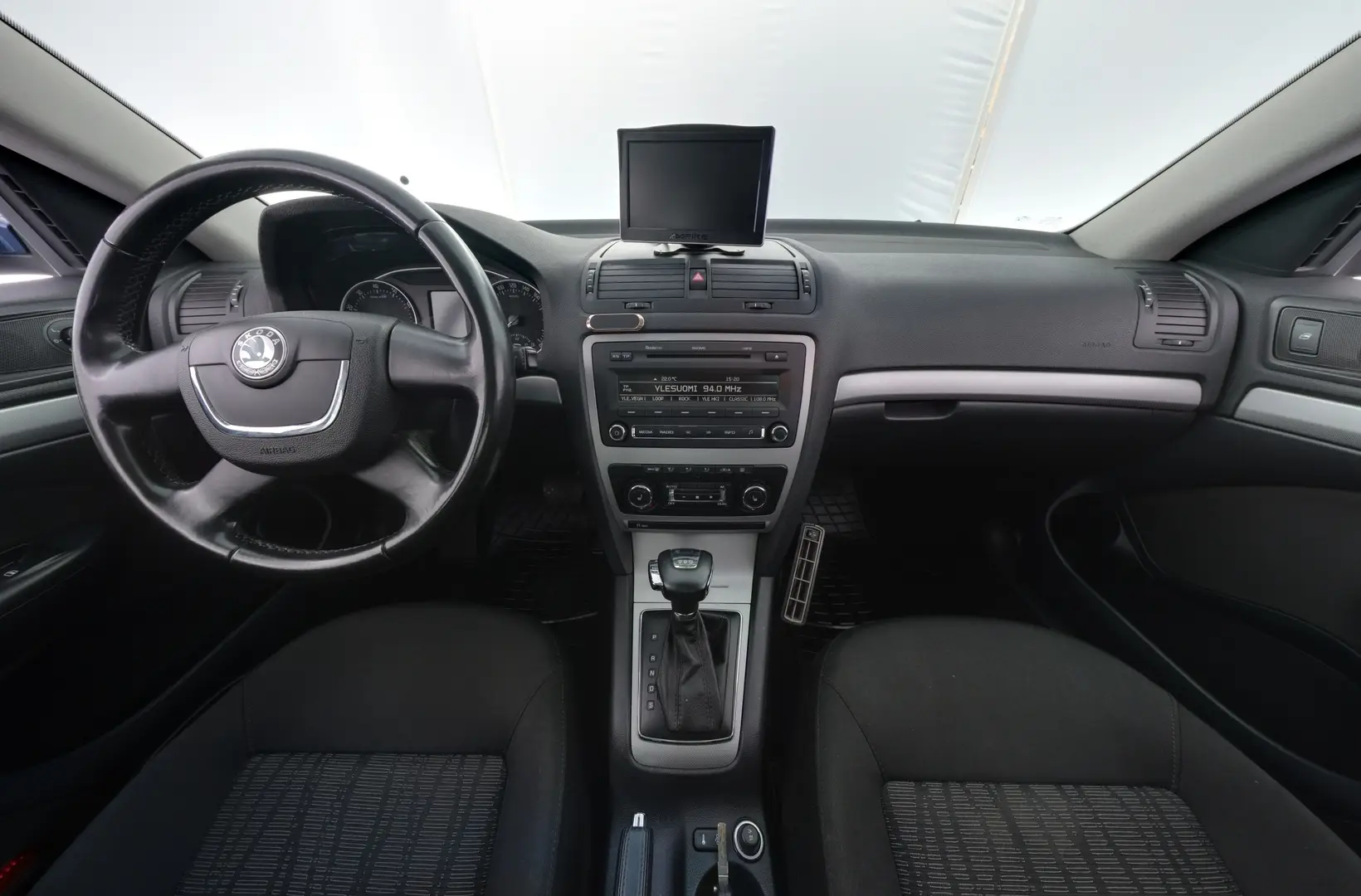 Car Image - 2HIiP0PICYJpc8GDyykLOT