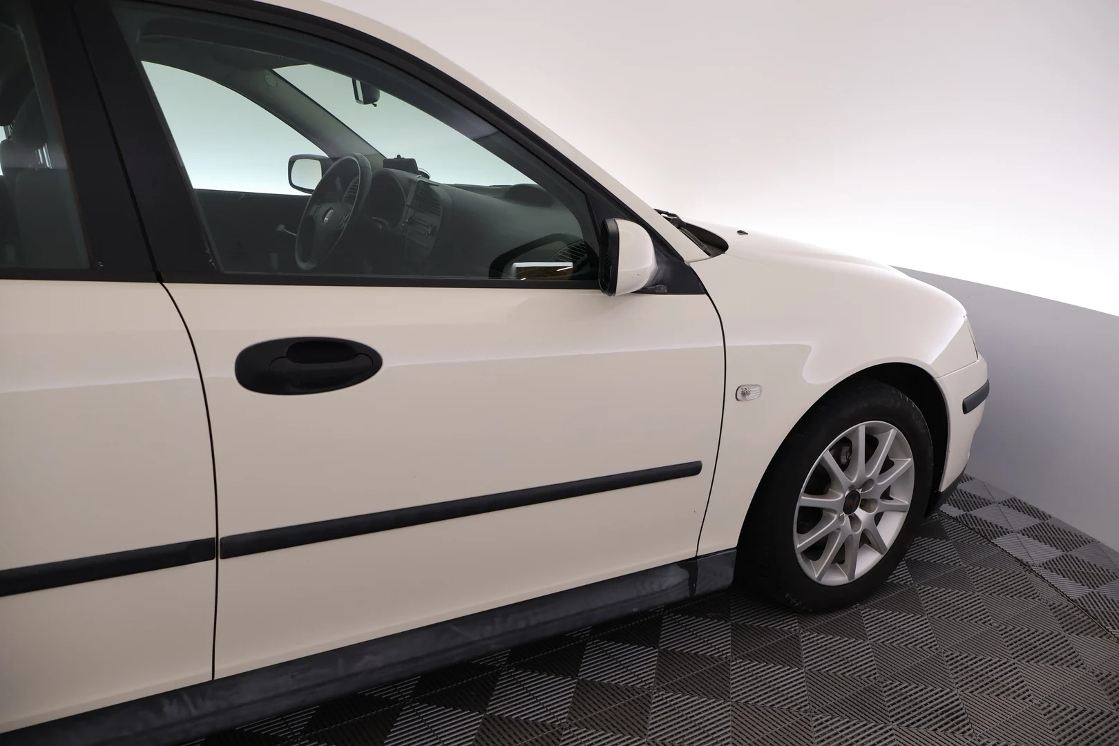Car Image - 3tx8P8mSahW54Q4dLs19ic