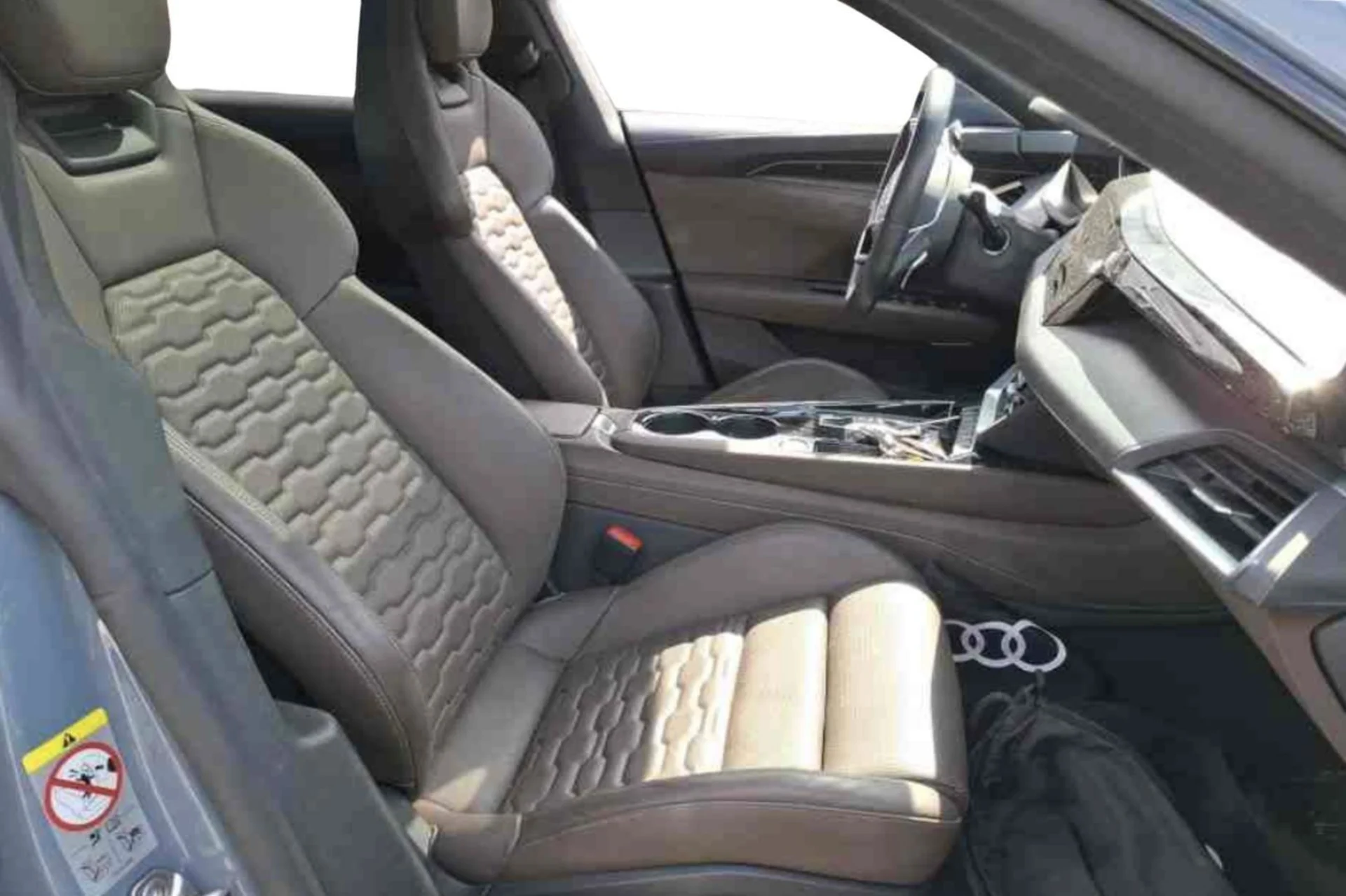 Car Image - 39feVVLBnoOwKvRRW1X275