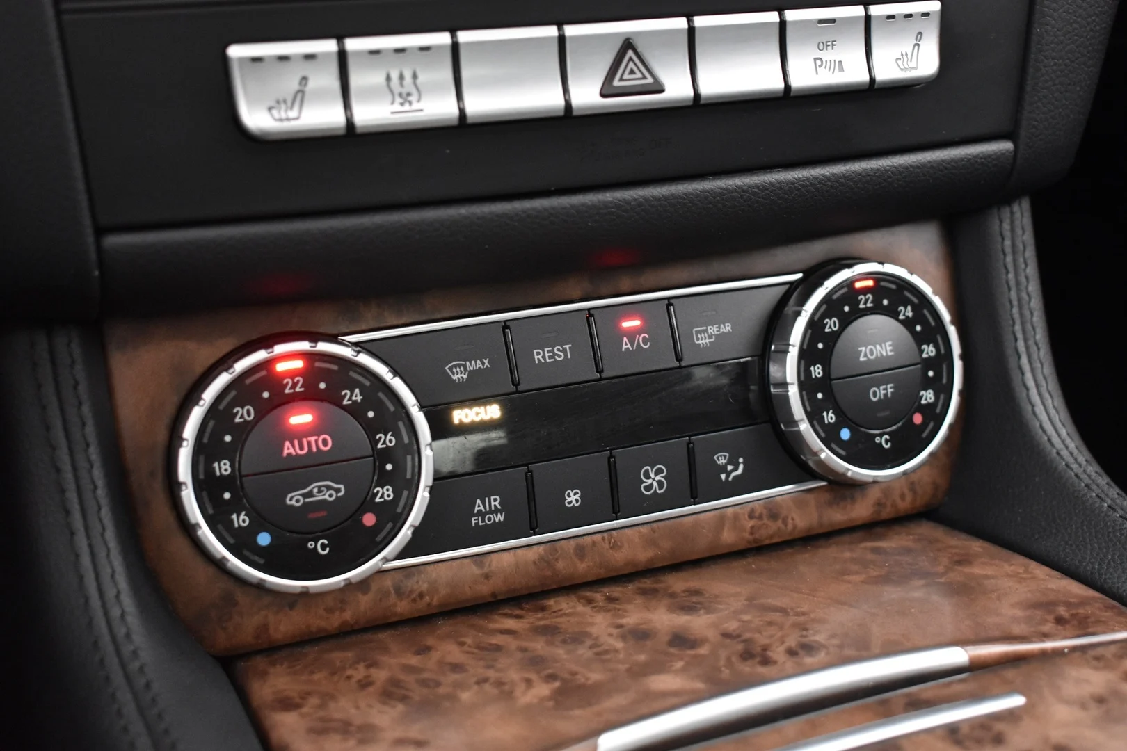 Car Image - 39i8bmfpGG72rltwjyVeV7