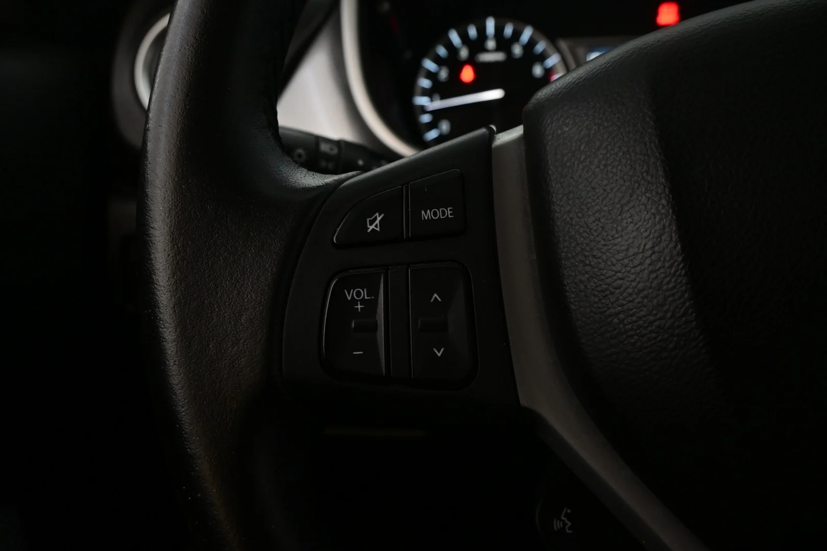 Car Image - 1FqG2T9YP1hjQI1uXYnFPD