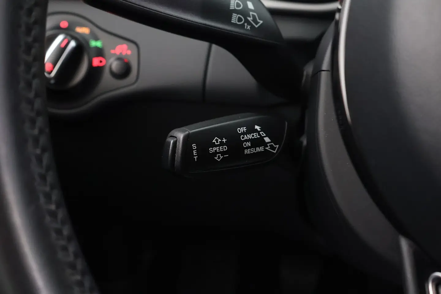 Car Image - 7HzJIOJfSh5kYWFG3XE5Kp