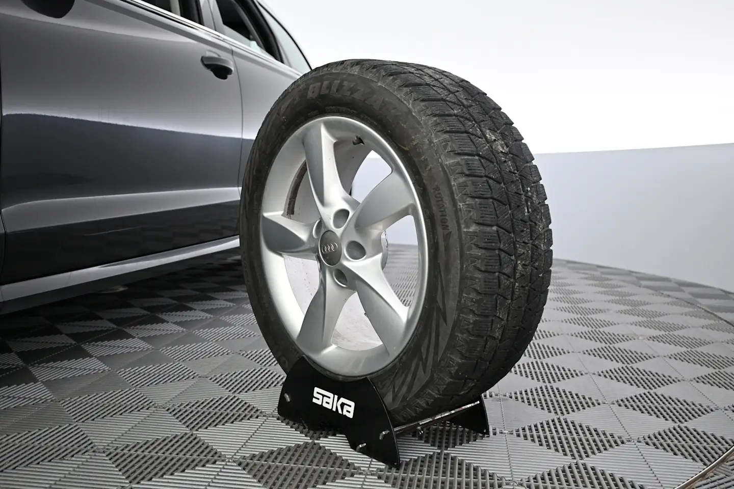 Car Image - 1cnrSrhVEflOorpfUtQqtZ
