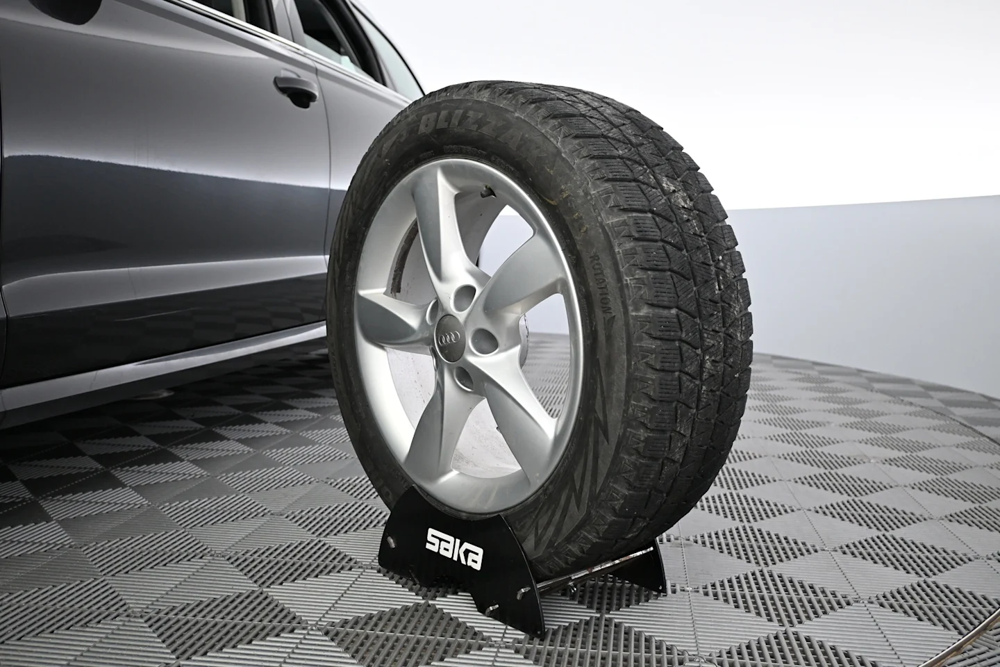 Car Image - 1cnrSrhVEflOorpfUtQqtZ