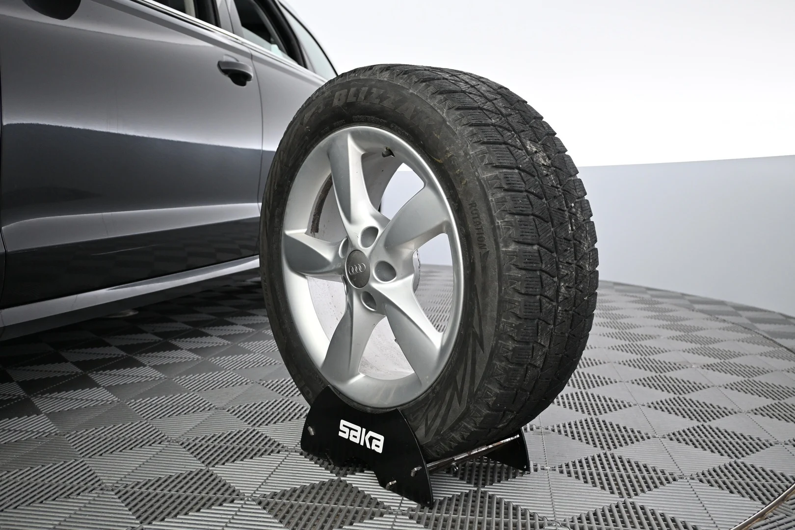 Car Image - 1cnrSrhVEflOorpfUtQqtZ